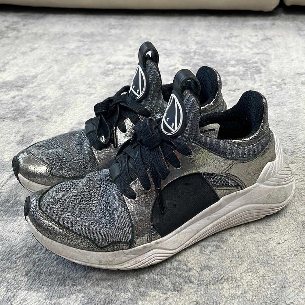 Alexander McQueen McQ Gishiki Sneakers Metallic Gray Silver Sz 37